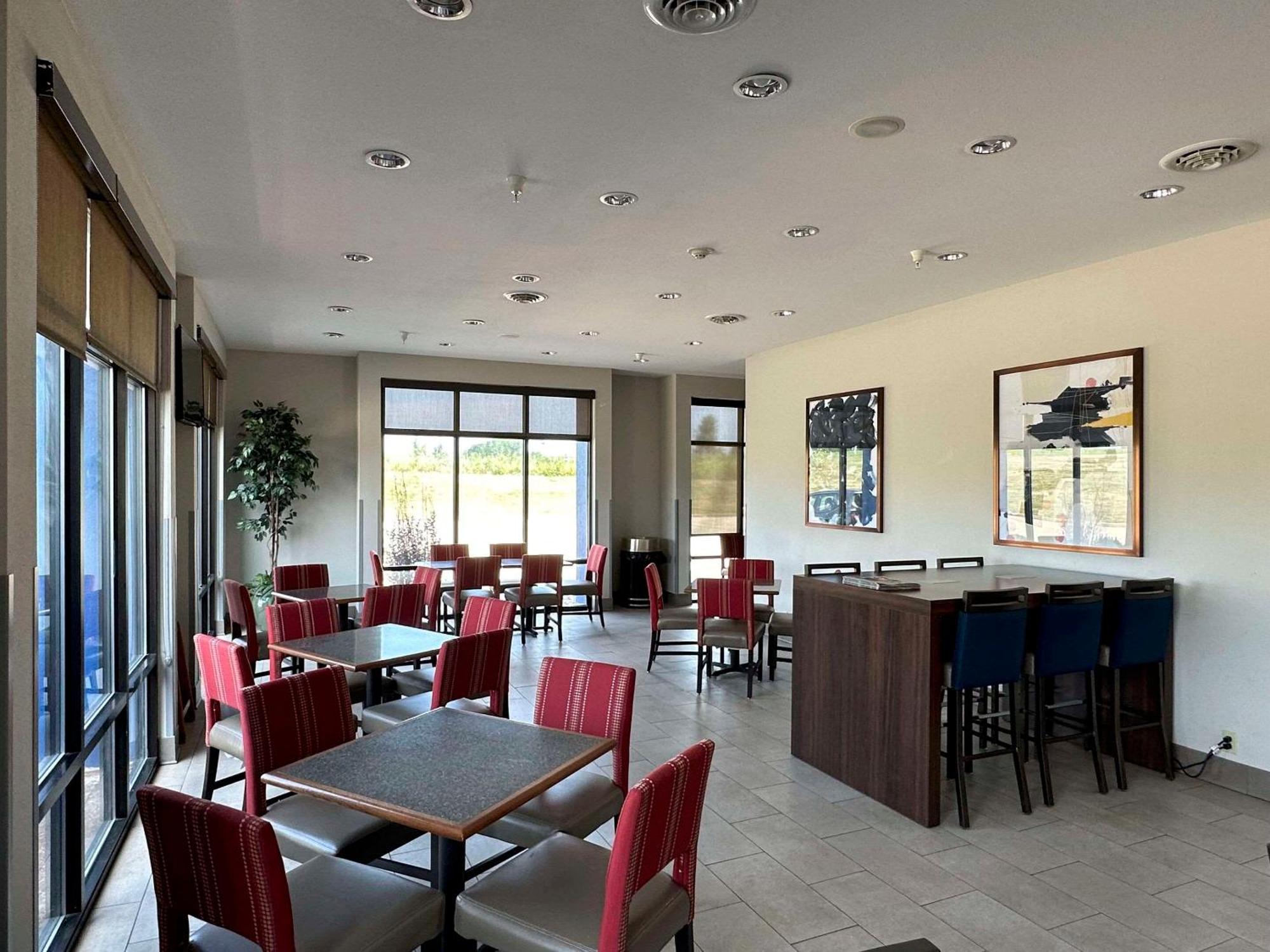 Comfort Suites Jackson-Cape Girardeau Exterior foto