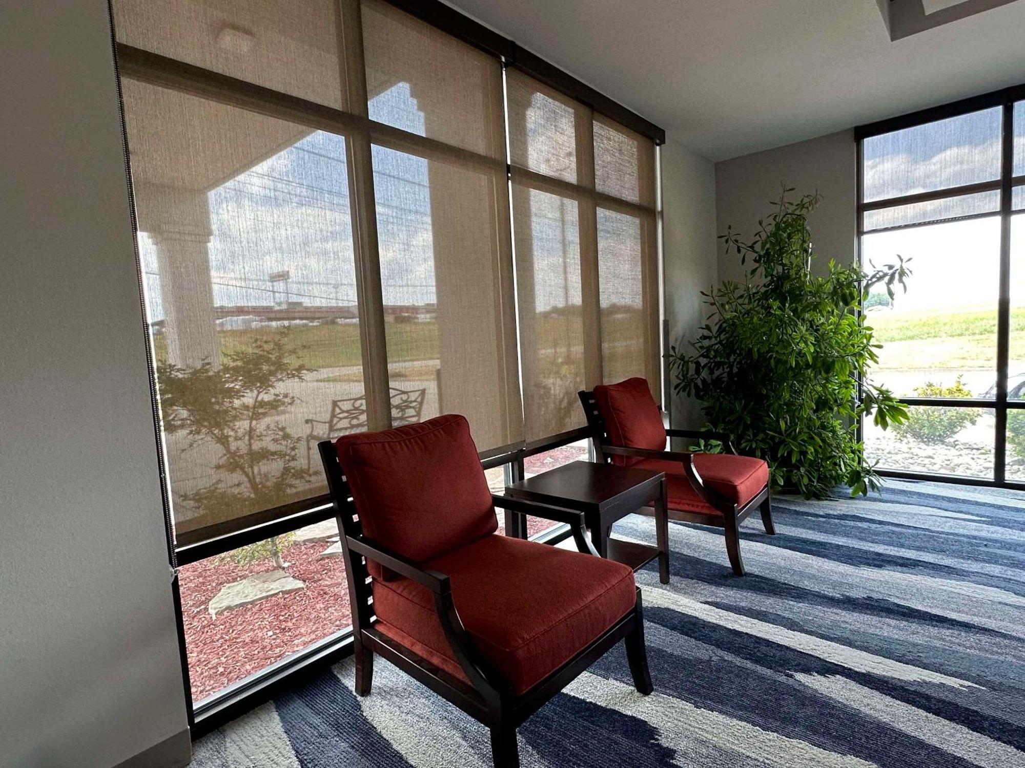 Comfort Suites Jackson-Cape Girardeau Exterior foto